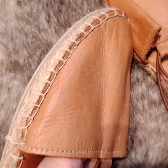 Leather espadrilles - Picture 10 of 16